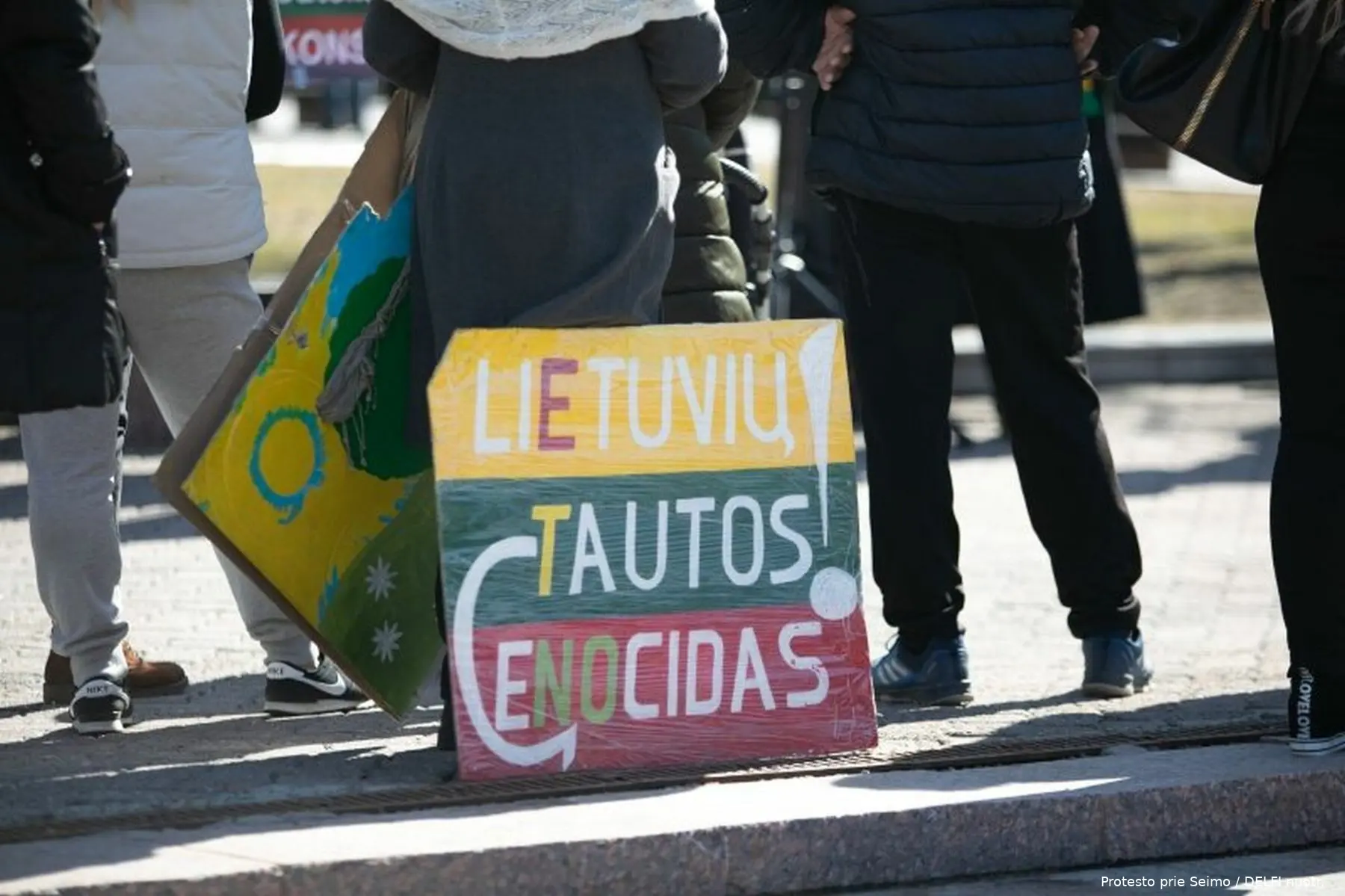 protestas prie seimo del karantino 86986395