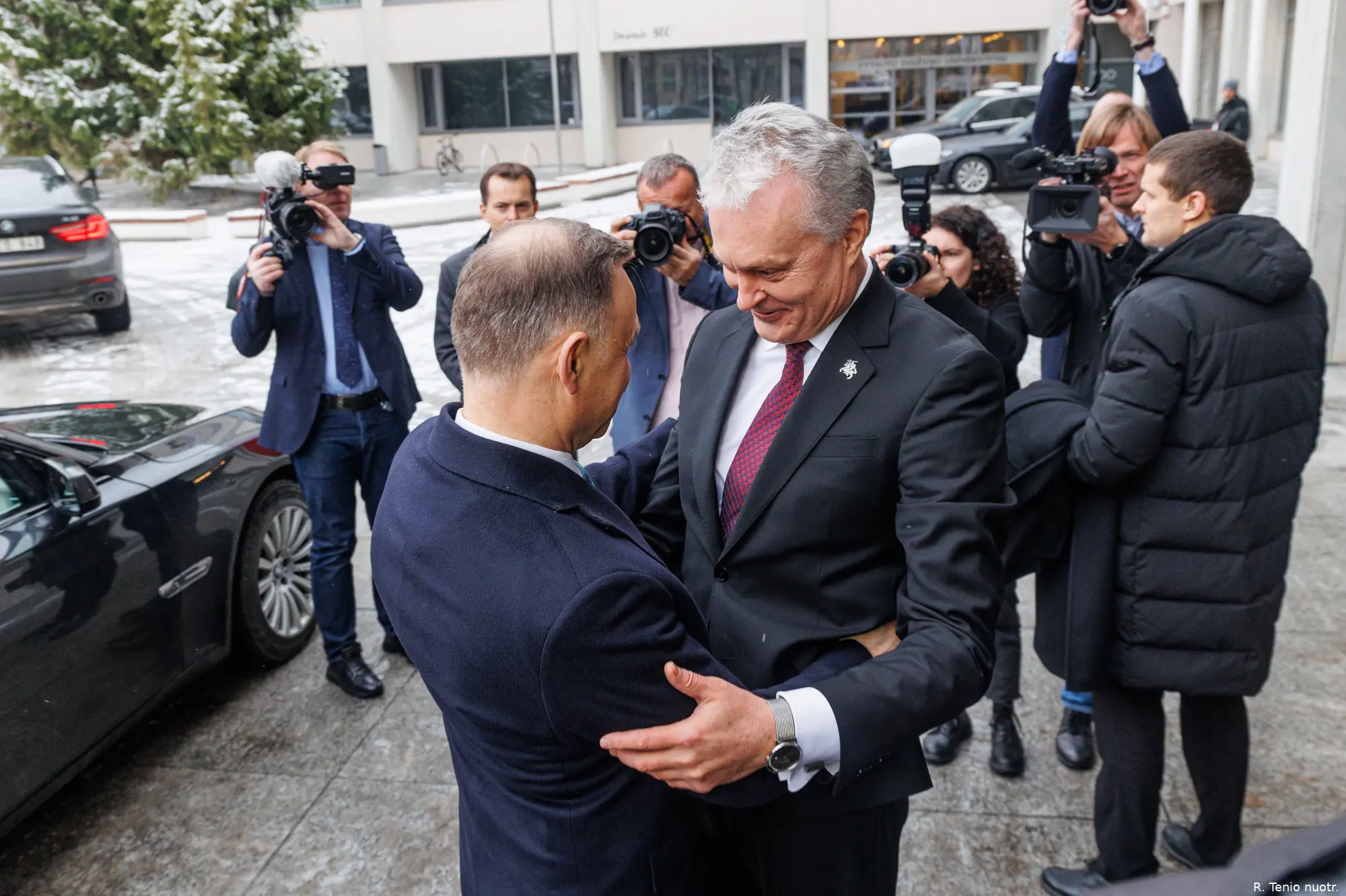 a02a2433