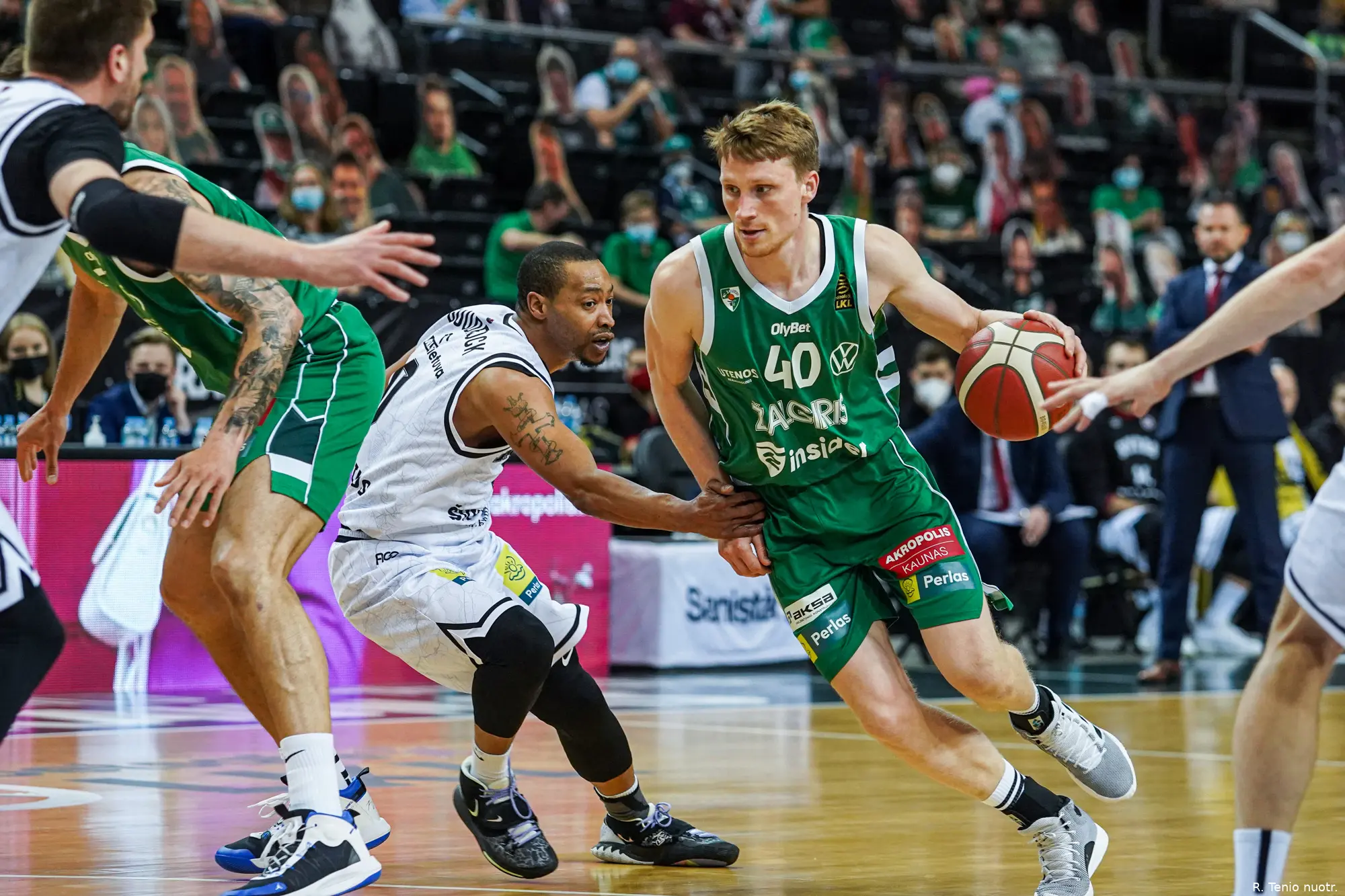 rkz09689