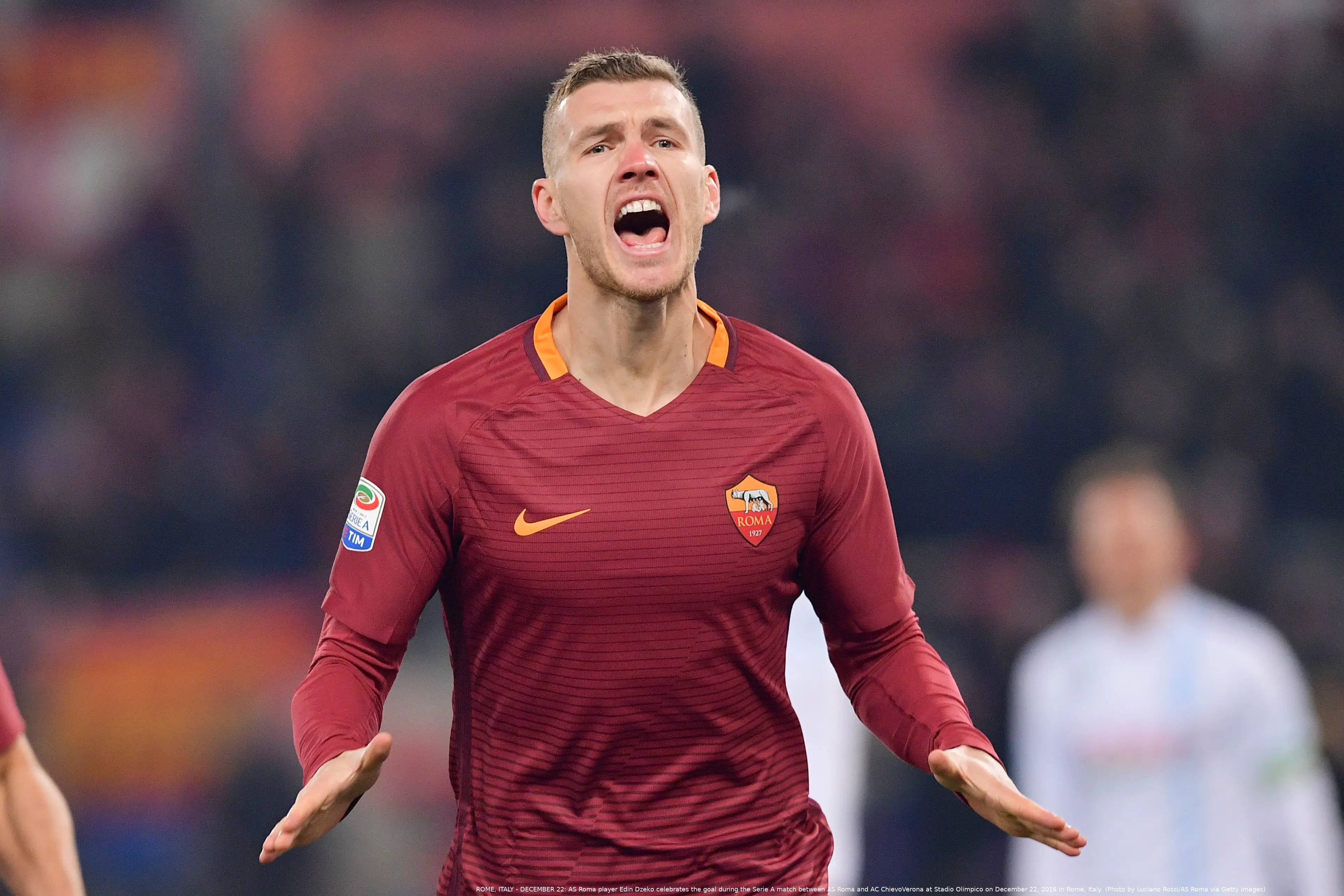 roma chievo dzeko esultanza 2