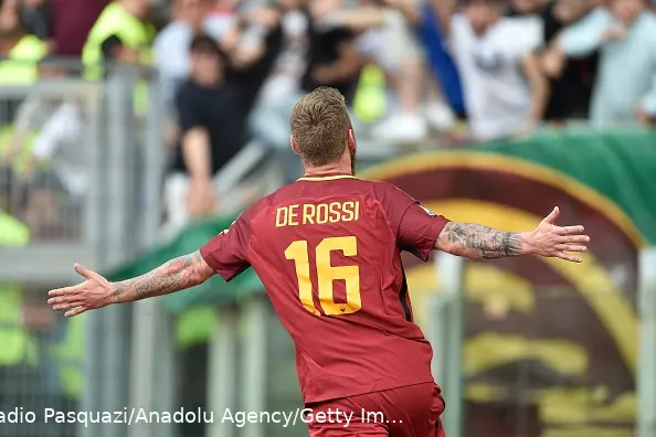 de rossi spalle