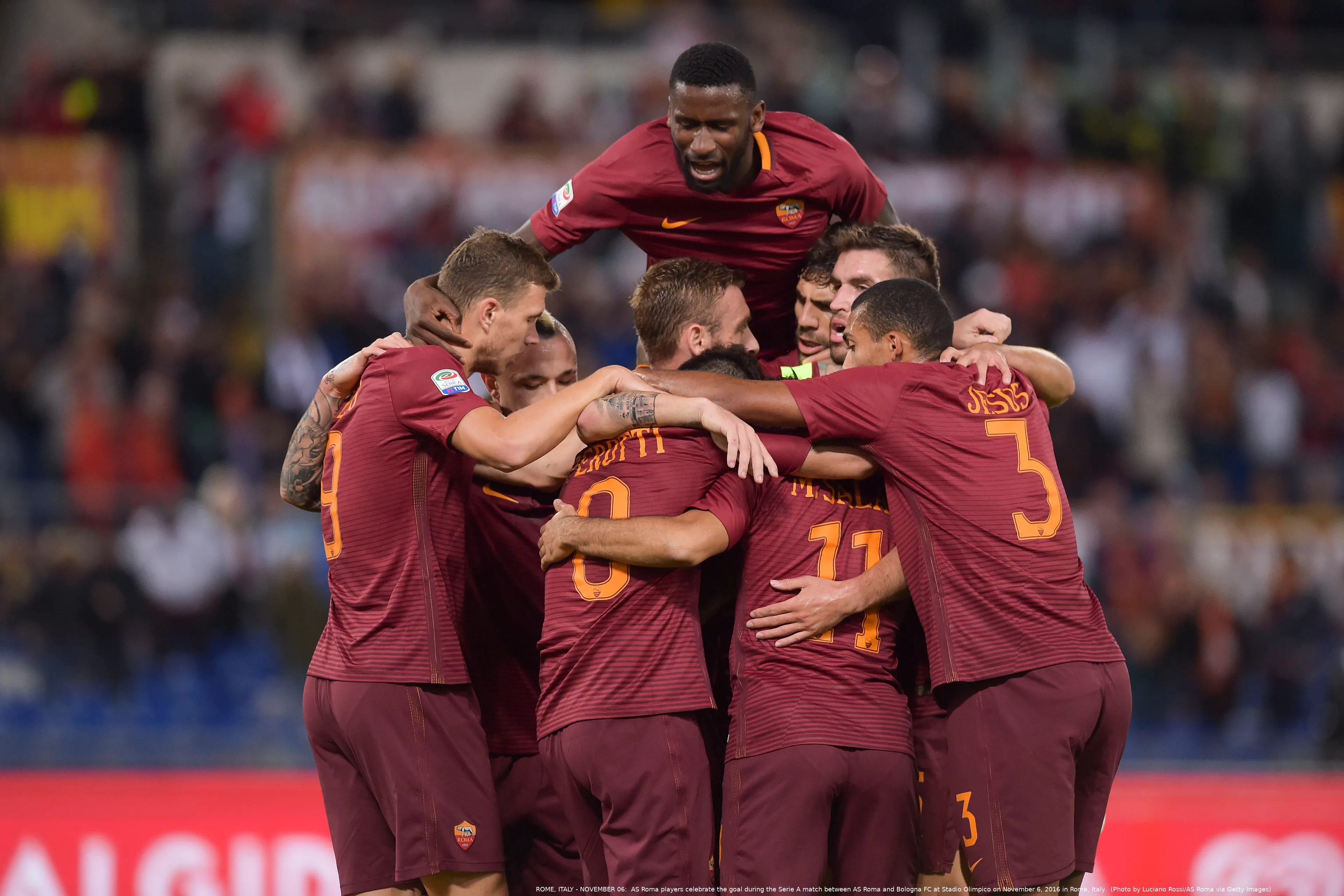 roma bologna esultanza squadra2
