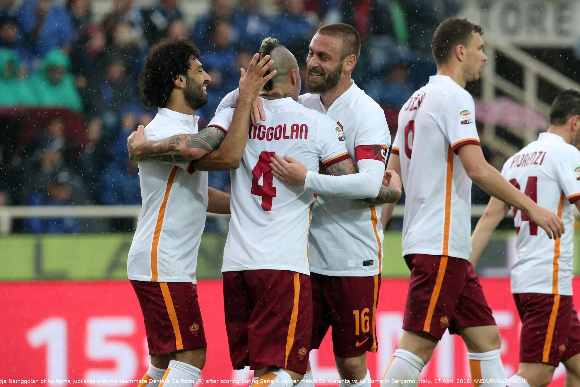 nainggolan abbracciato atalanta roma