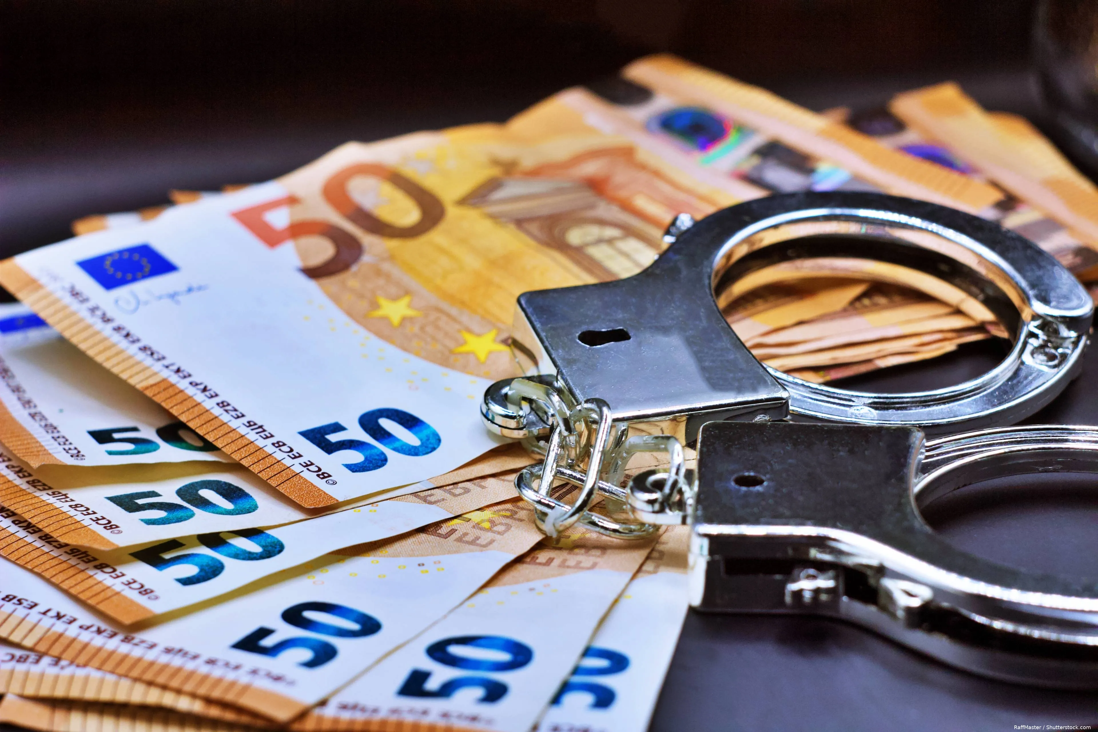 shutterstock_2418860865