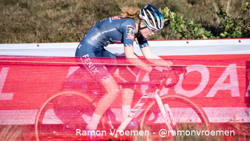 Puck Pieterse in actie.