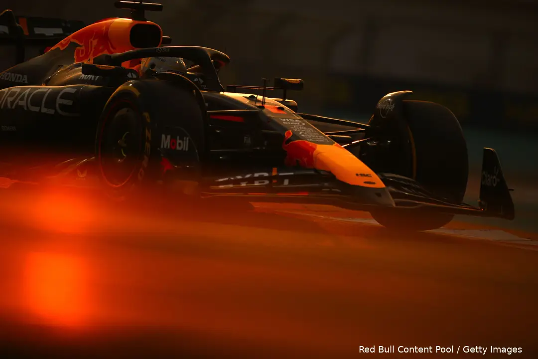 max verstappen red bull racing abu dhabi vrijdag rb20 2