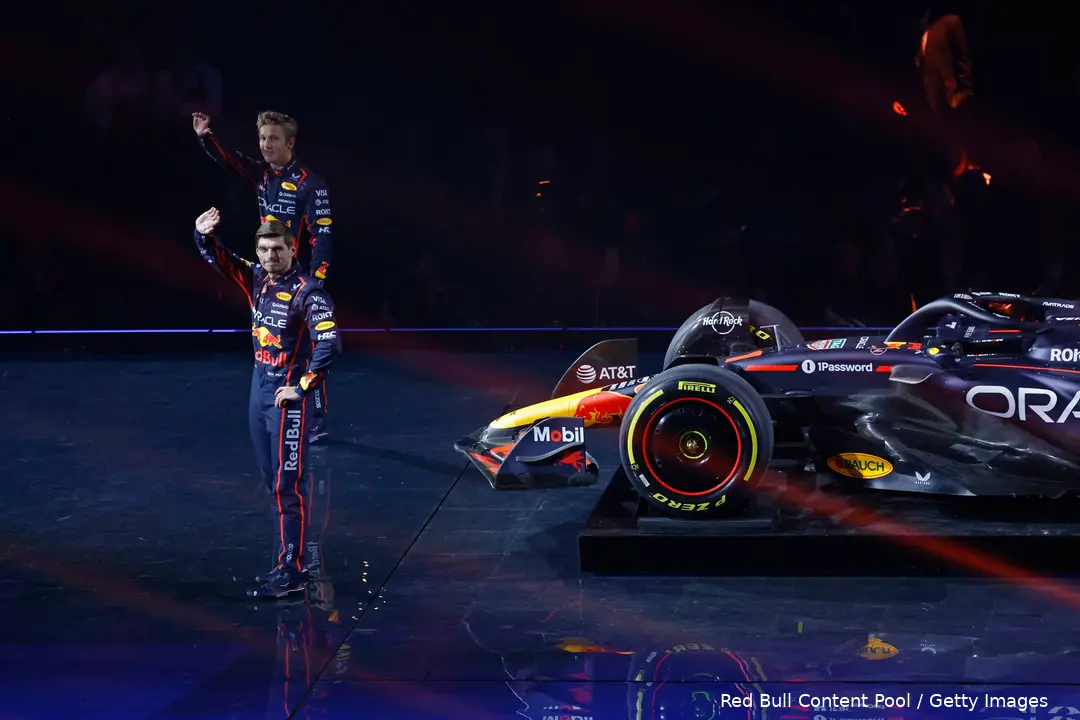 Tijdens het Formule 1-evenement in Engeland was er boegeroep vanuit de zaal richting Verstappen en zijn teambaas.