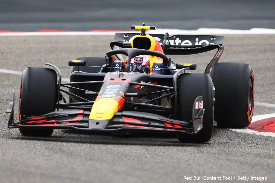 liam lawson rb21 red bull racing bahrein wintertest 2025 15