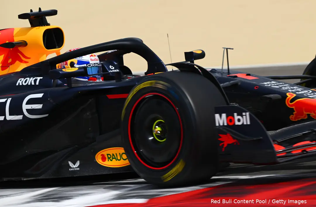 max verstappen rb21 bahrein wintertest red bull racing 12 114
