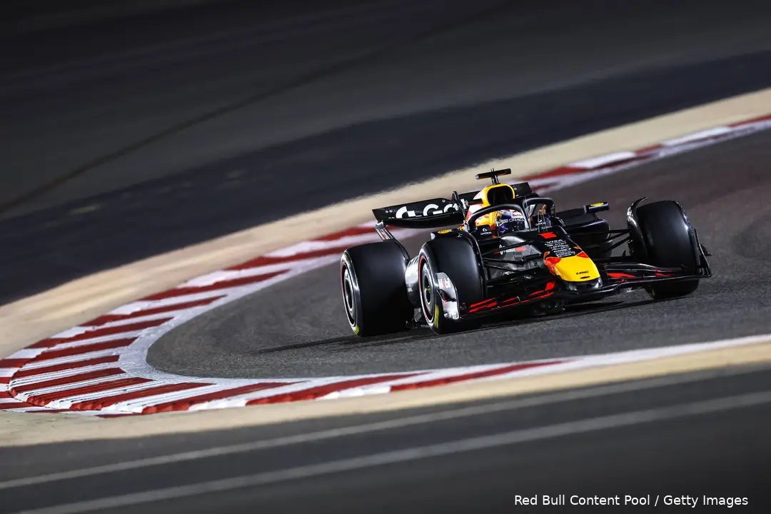 max verstappen rb21 red bull racing bahrein 2025 wintertest 12123 1 mooi