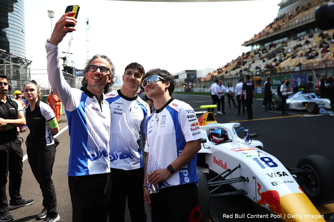yuki tsunoda isack hadjar laurent mekies racing bulls china 2025 1