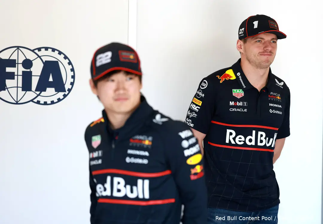 max verstappen yuki tsunoda red bull racing 2025 emilia romagna zondag