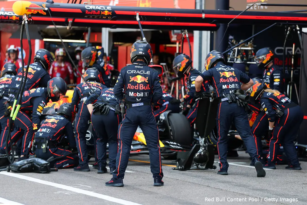 rb21 red bull racing monaco 2025 race zondag pitstop