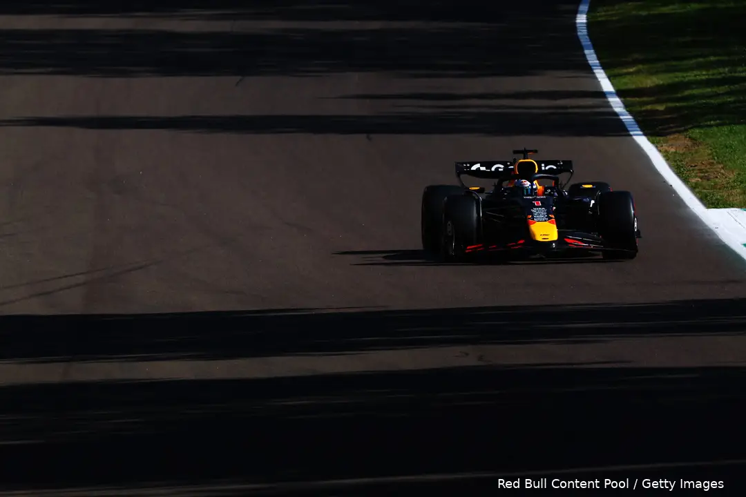 <i>Verstappen is dik tevreden over de afstelling.</i>