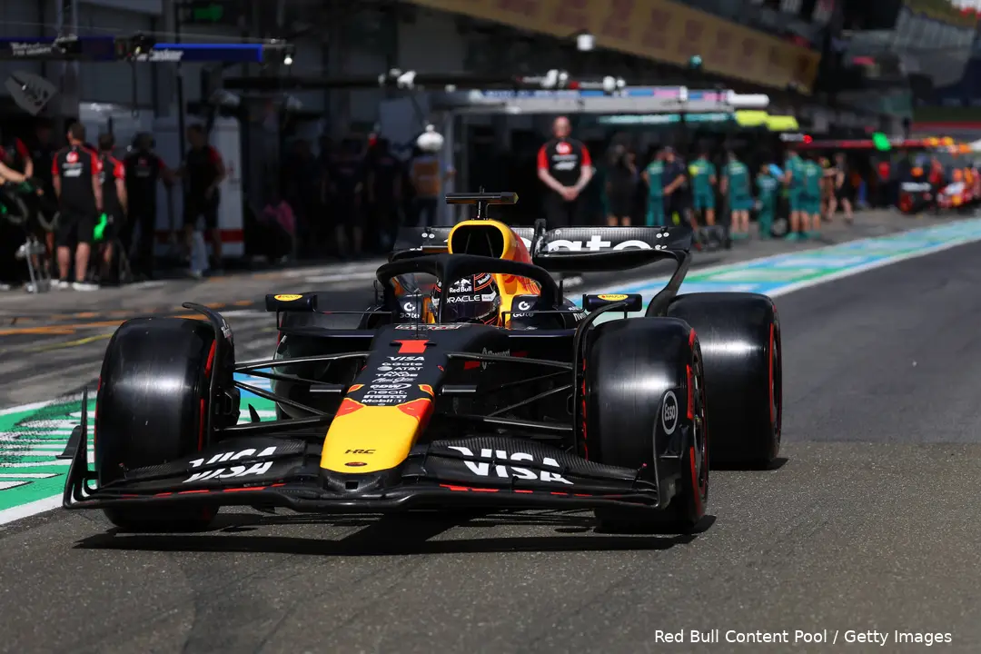 max verstappen red bull racing oostenrijk rb21 1