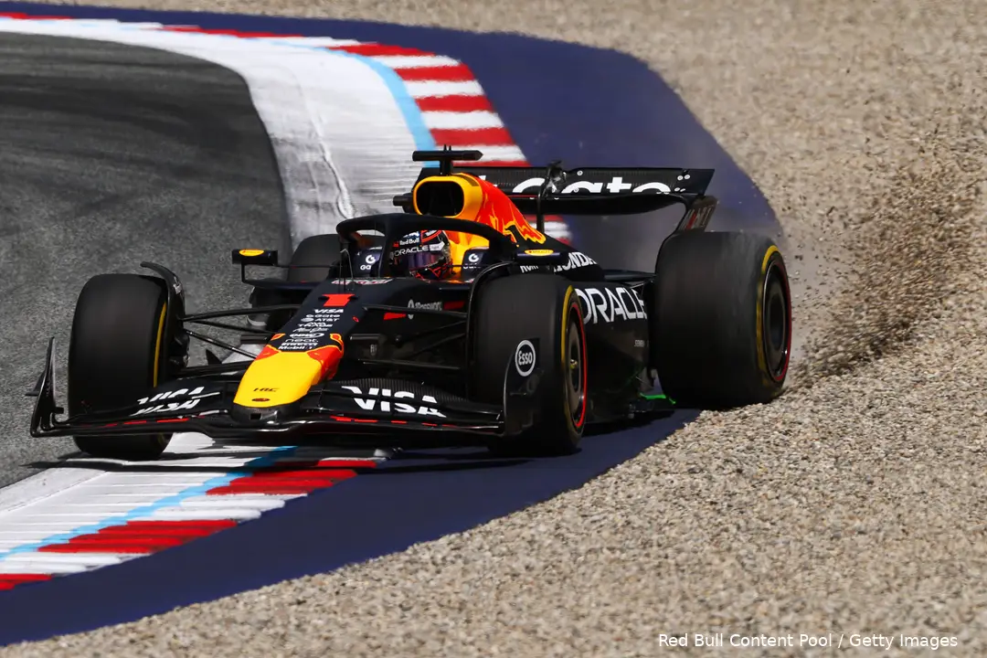 verstappen training red bull 4