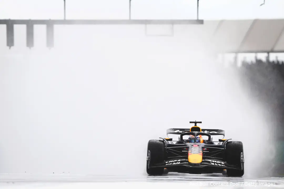 max verstappen rb21 red bull racing 2025 silverstone groot brittannie zondag race 1