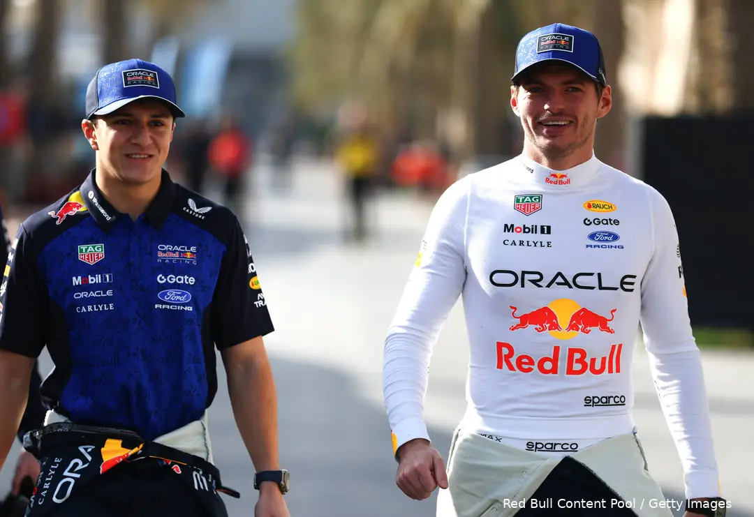 max-verstappen-isack-hadjar-red-bull-racing-wintertest-bahrein-2026-1