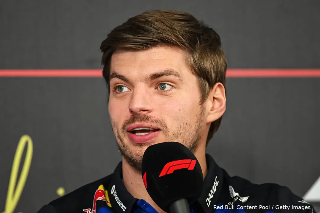 max-verstappen-red-bull-racing-bahrein-wintertest-persconferentie-15