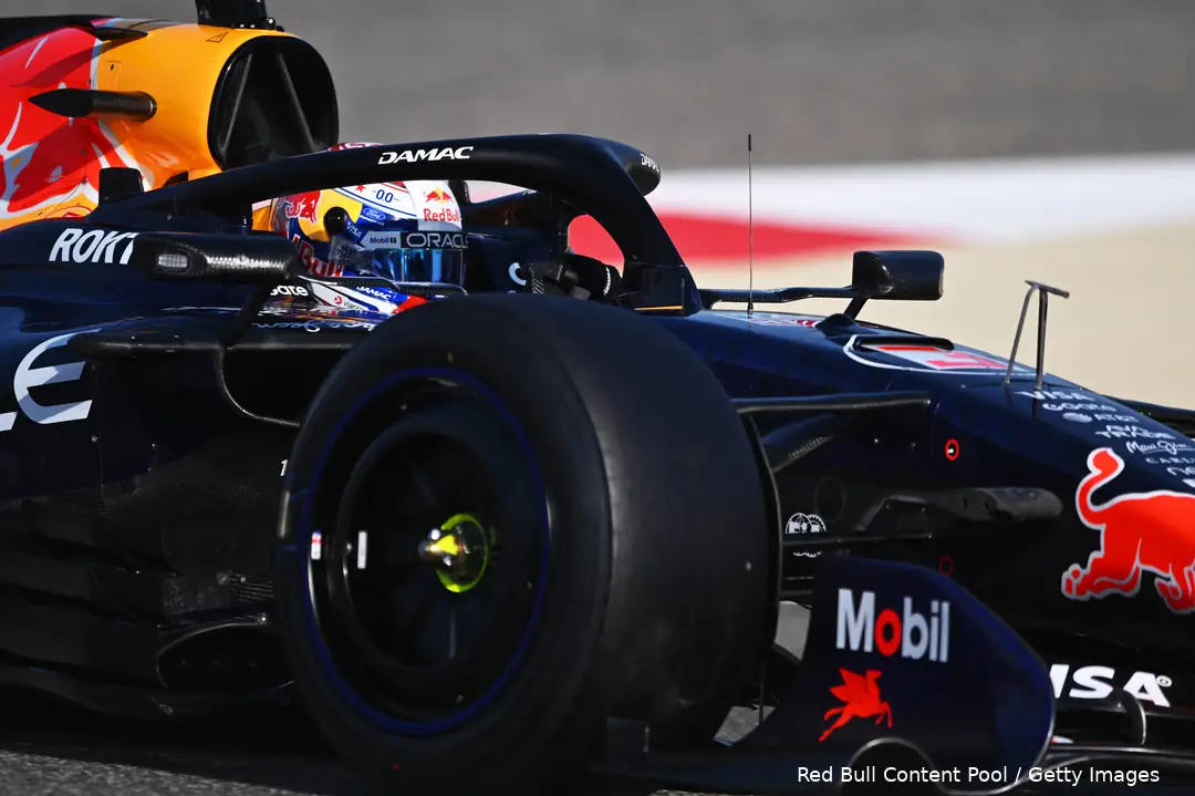 max-verstappen-red-bull-racing-wintertest-bahrein-3-3-12-rb22-144