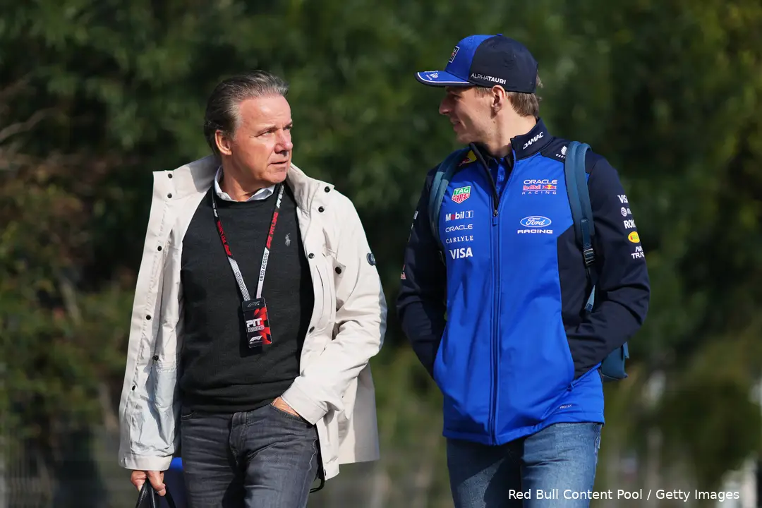 max-verstappen-raymond-vermeulen-red-bull-racing-china-2026-1