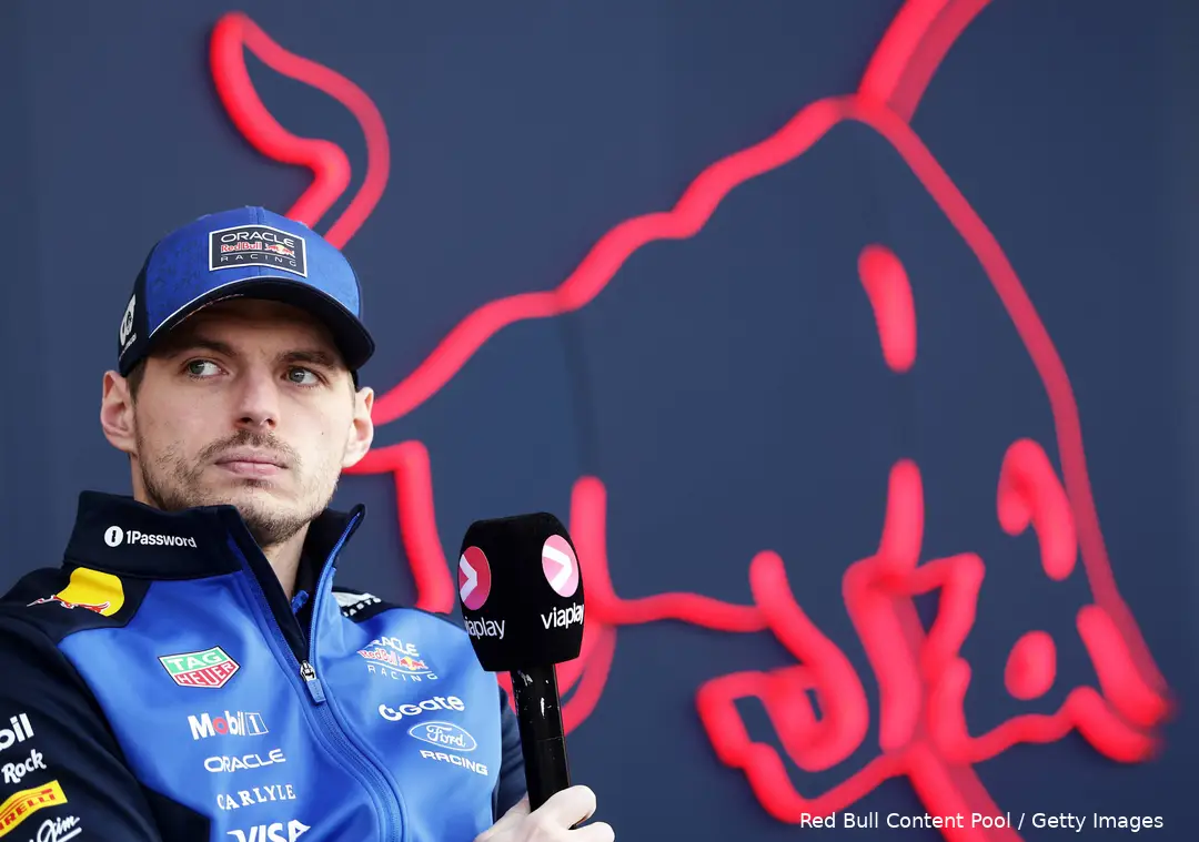 max-verstappen-red-bull-racing-japan-2026-1-viaplay-chagrijnig