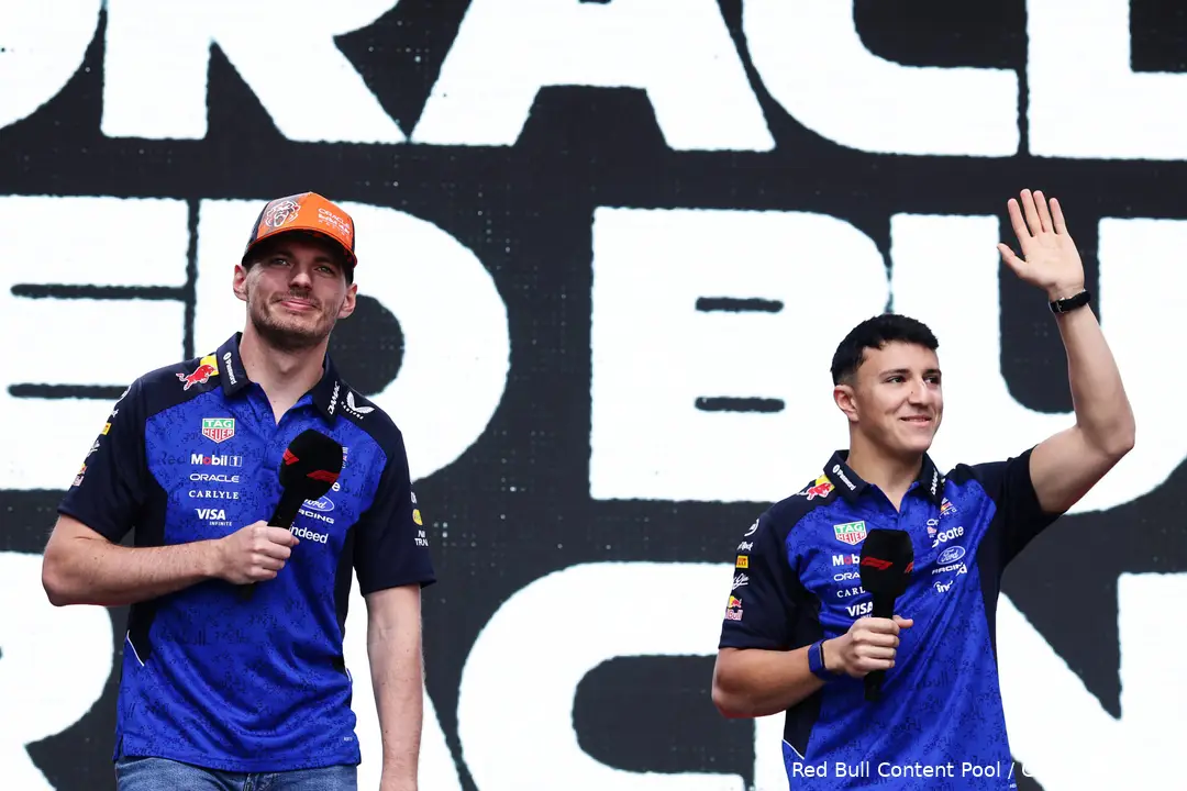 max-verstappen-isack-hadjar-red-bull-racing-gp-hongarije-2026-zaterdag-1