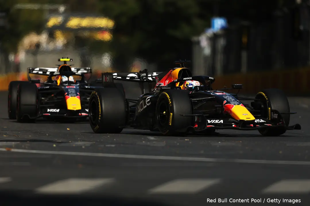 max-verstappen-isack-hadjar-saturday-azerbeidzjan-2026-baku-bakoe-RB22-4