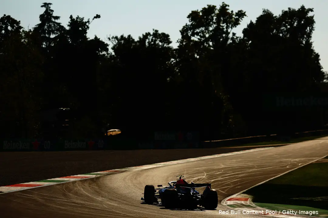 Verstappen-Red bull-Monza-vrijdag-18