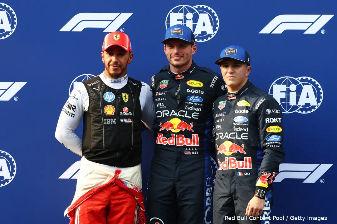 lewis-hamilton-max-verstappen-pole-red-bull-sepang-maleisie-bahrein