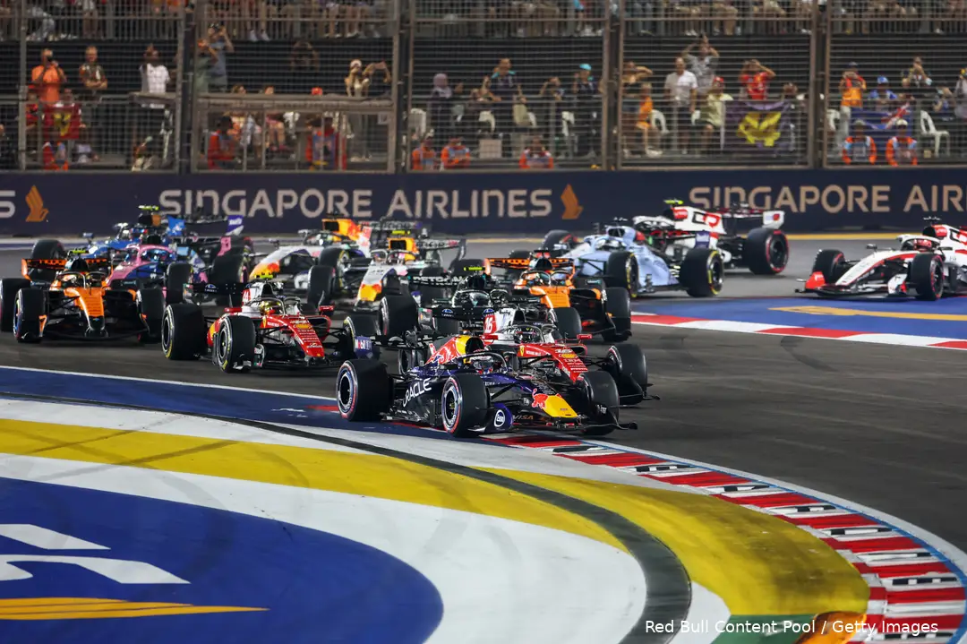 max-verstappen-sunday-singapore-2026-start-5
