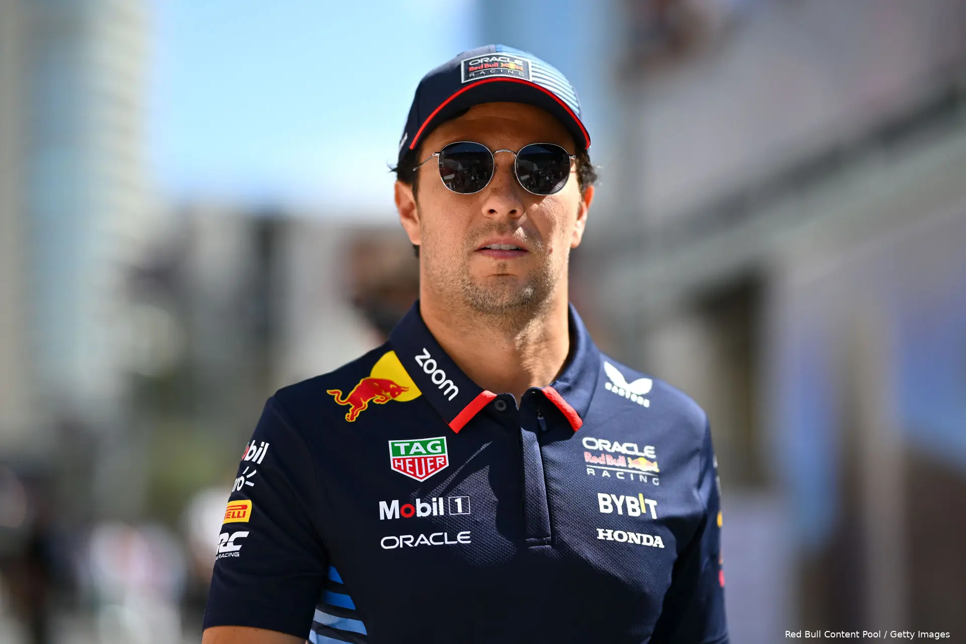 red bull racing sergio perez gp azerbeidzjan zondag 2024