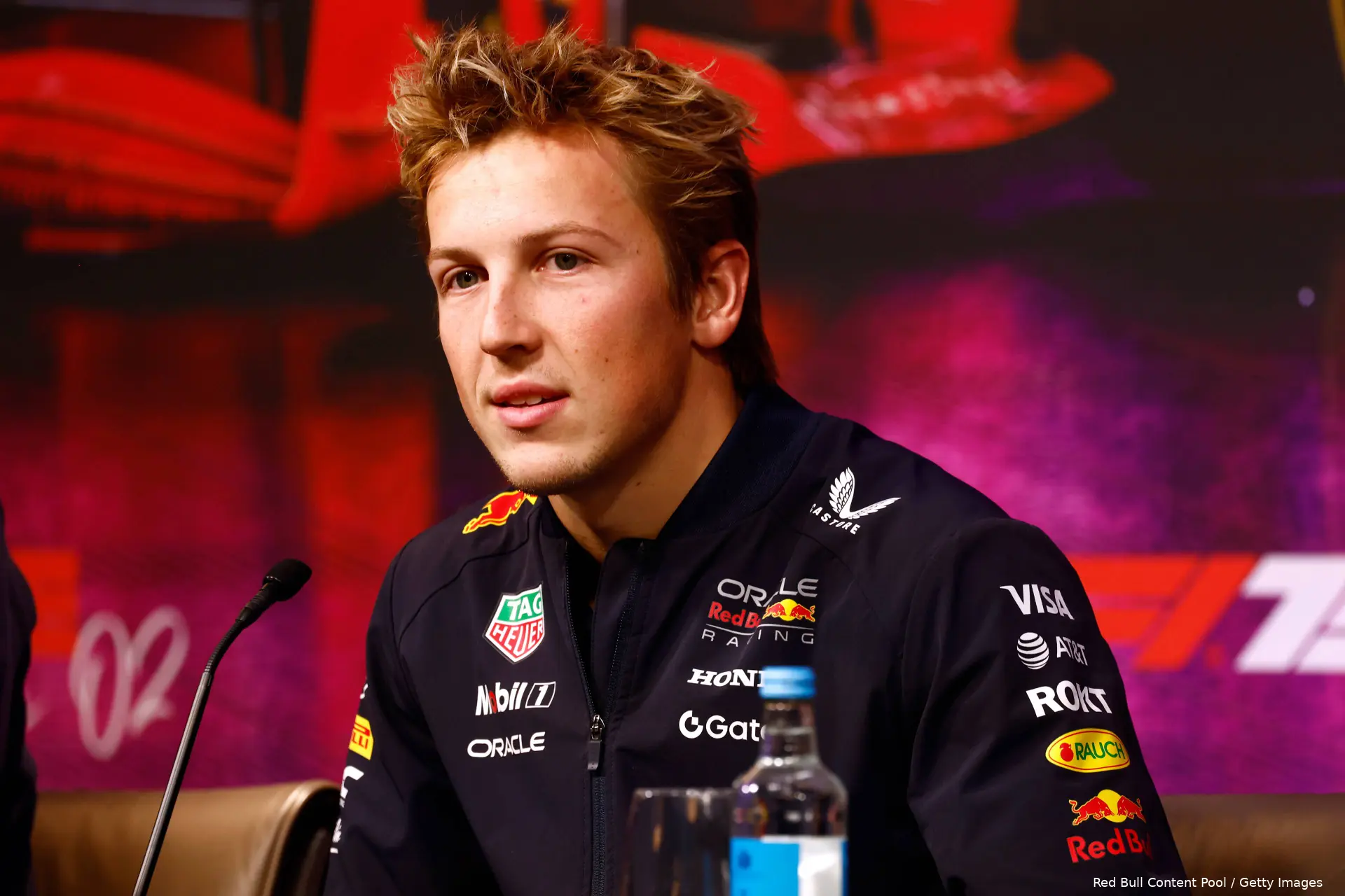 londen 2025 launch event red bull racing liam lawson