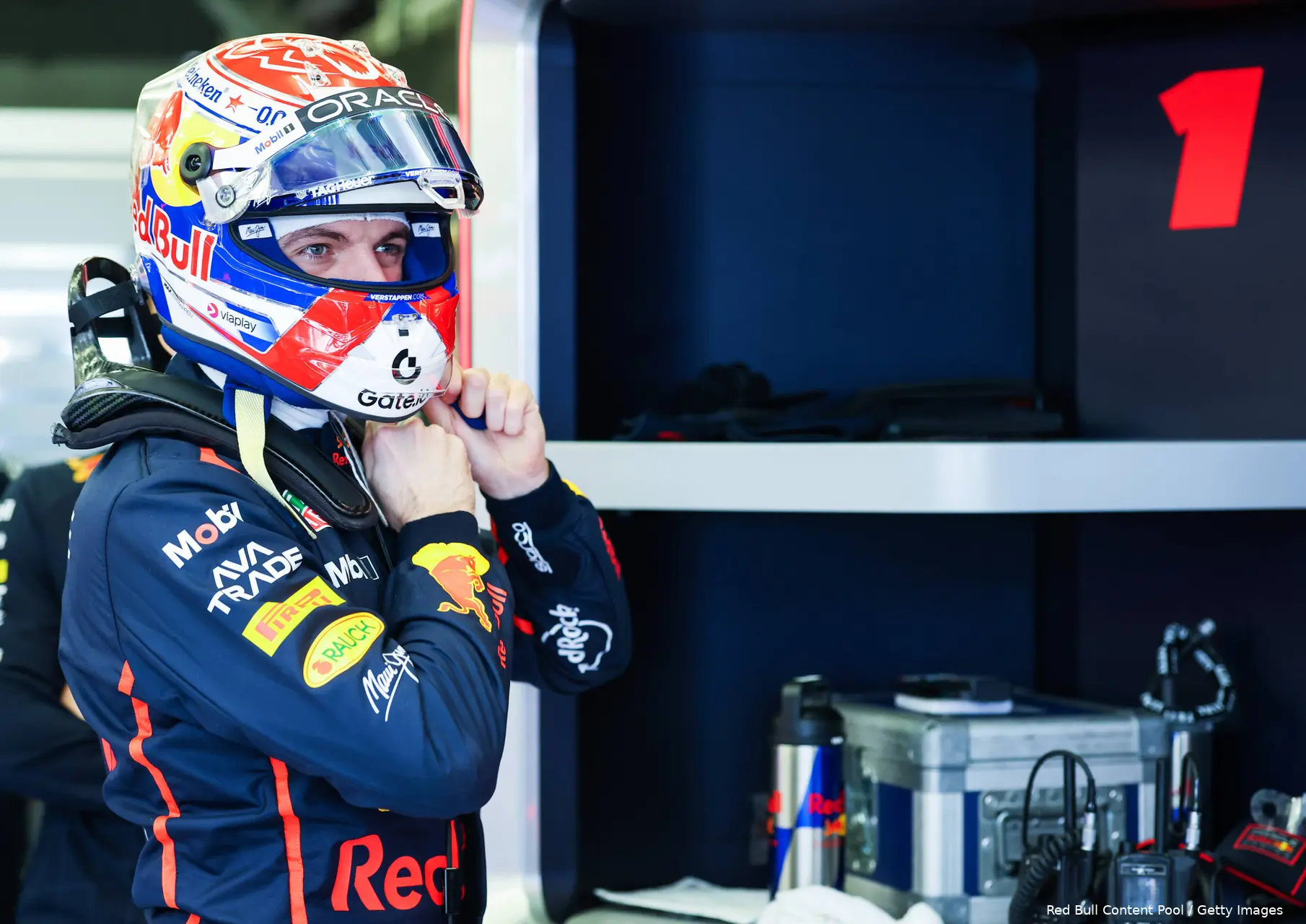 max verstappen helm 2025 13