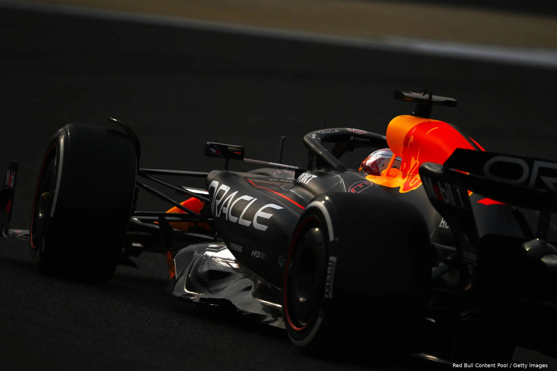 mooi max verstappen rb21 bahrein wintertest red bull racing 12 144