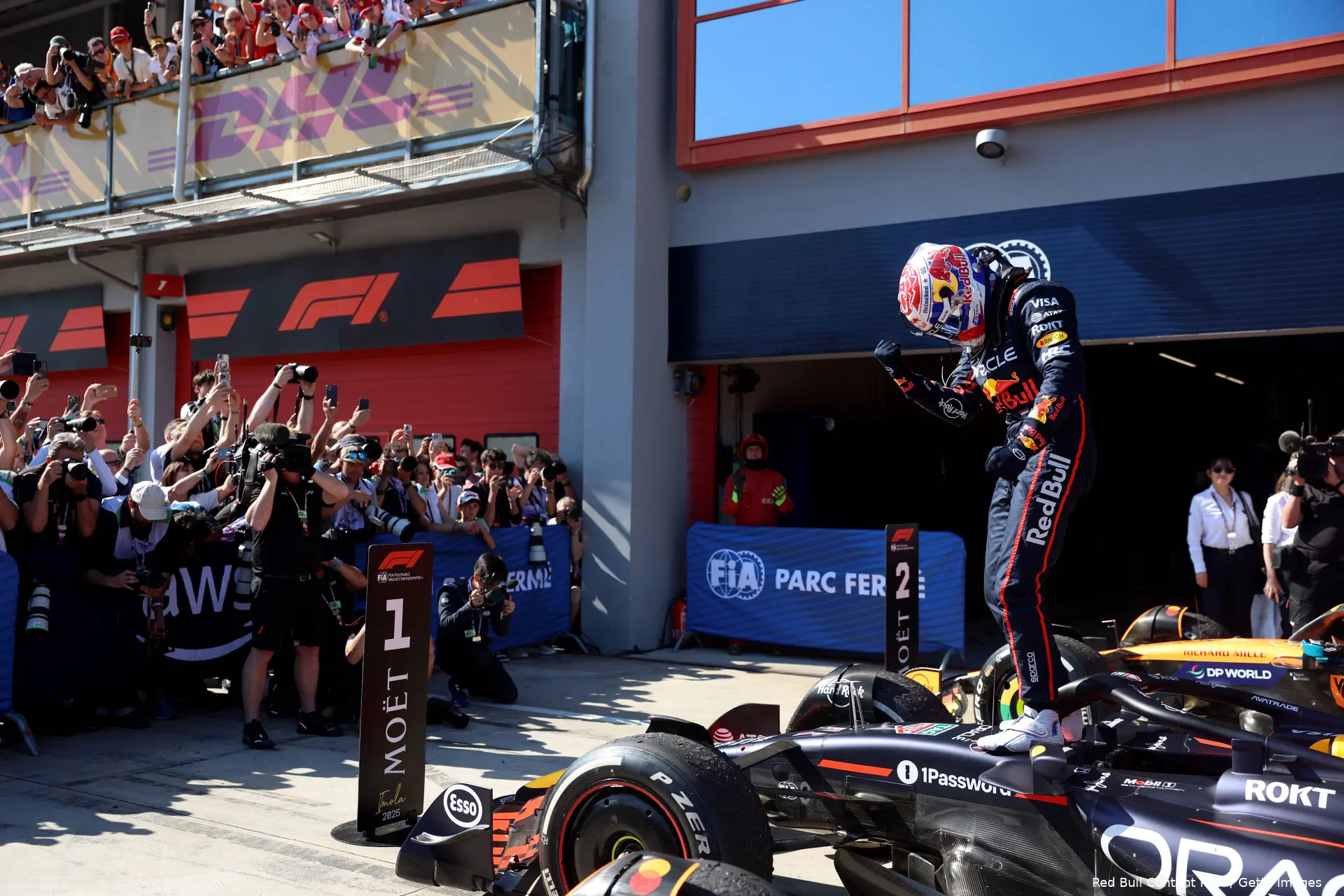 max verstappen red bull racing 2025 emilia romagna zondag race overwinning 10