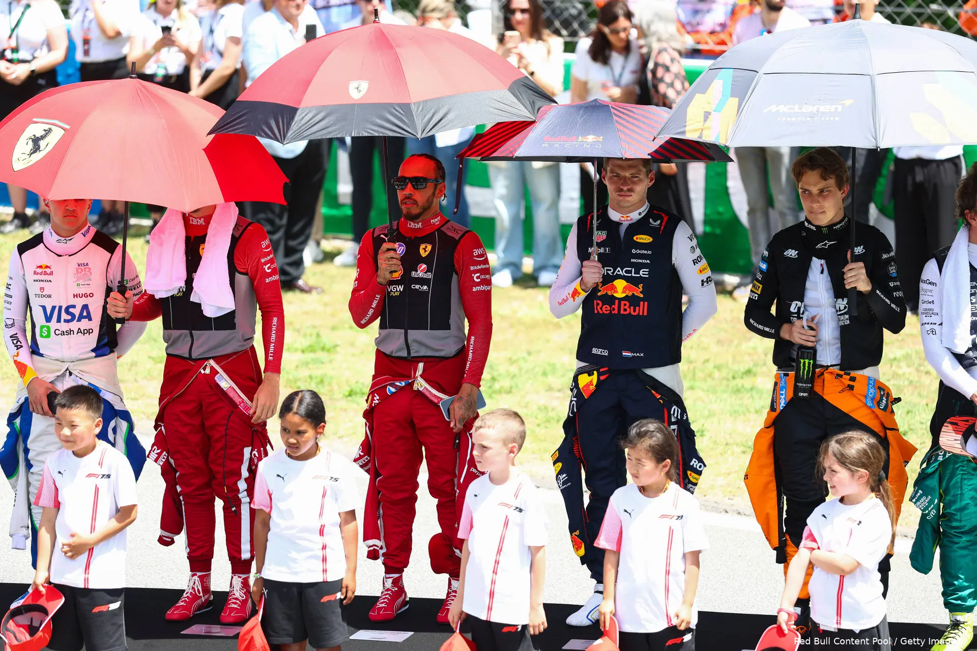 spanje 2025 isack hadjar charles leclerc lewis hamilton max verstappen oscar piastri zon warm fernando alonso 1