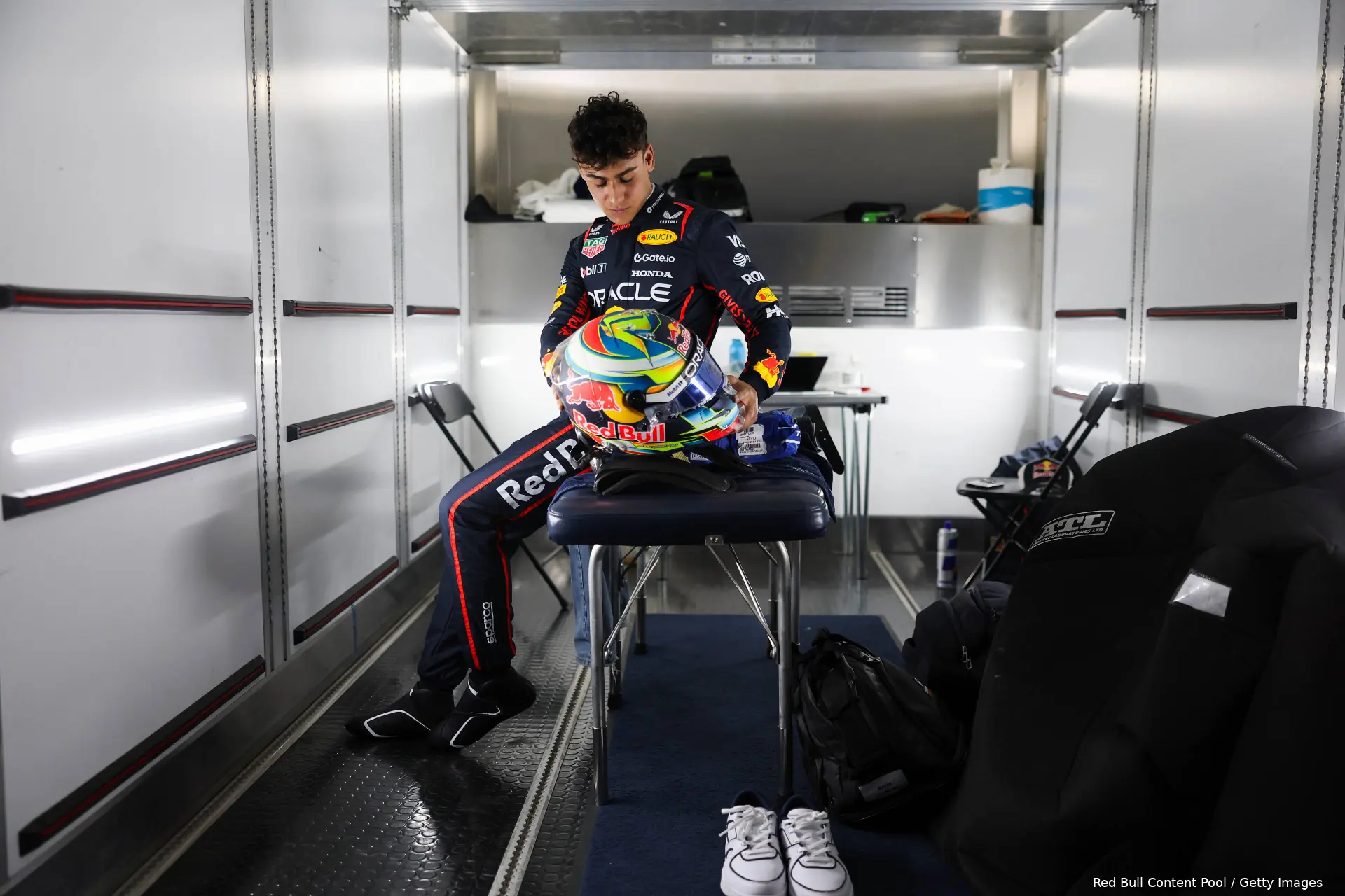 arvid lindblad silverstone red bull racing 12
