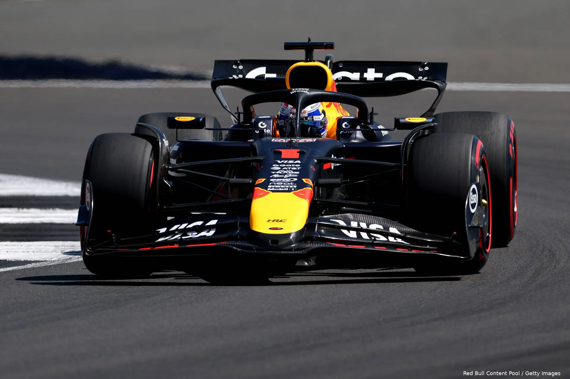 max verstappen red bull racing vt1 silverstone 1 rb21 7