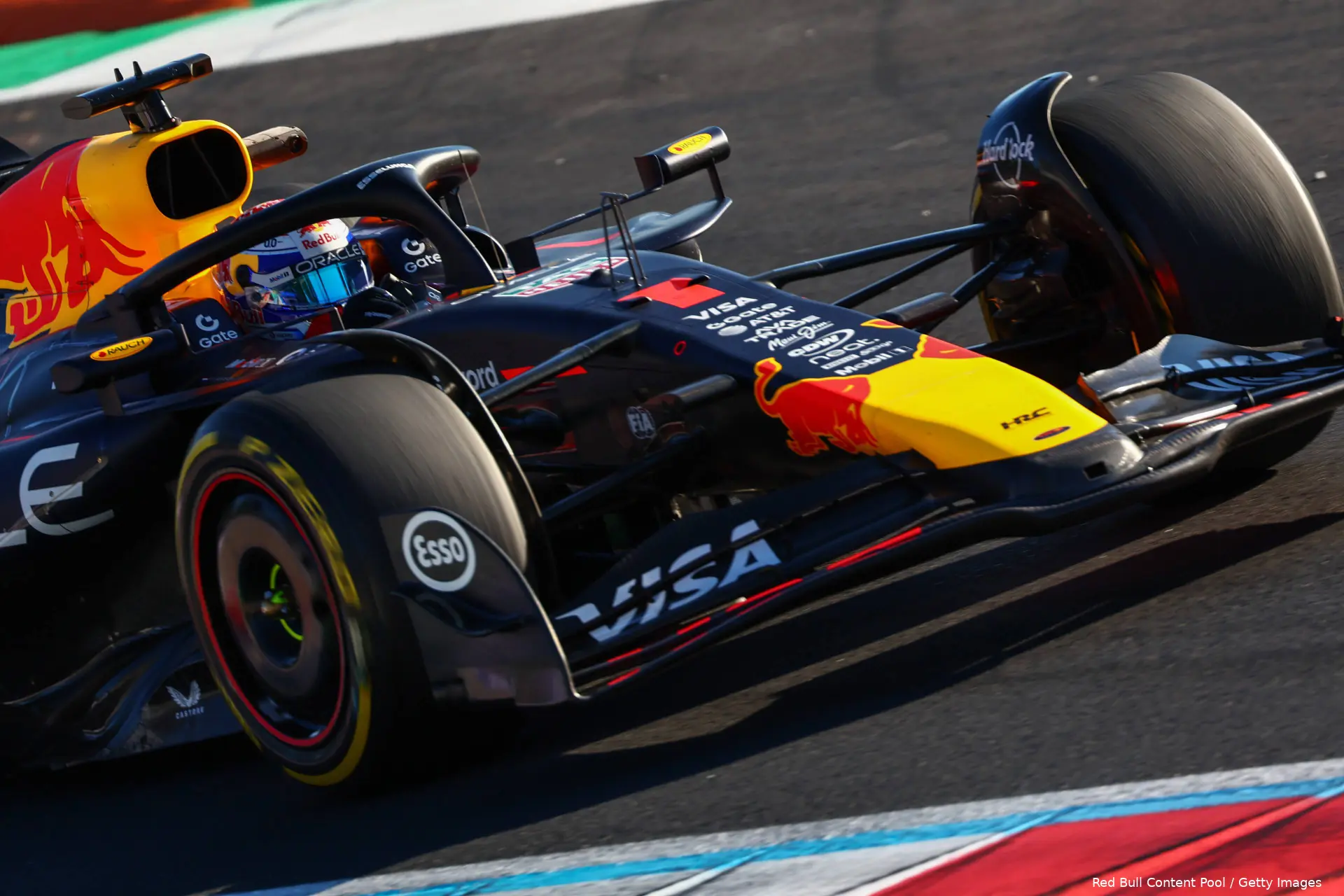 yuki-tsunoda-red-bull-vrijdag-italie (15)