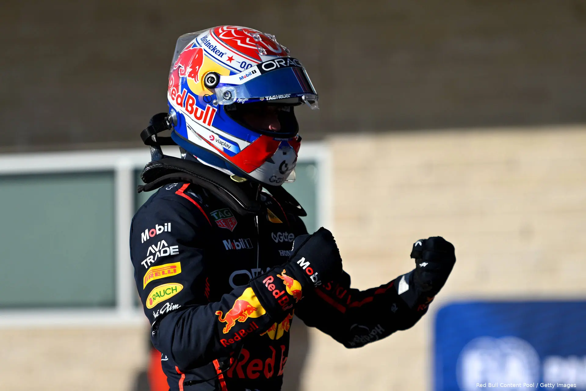 max-verstappen-cota-2025-1-red-bull-racing-juich-win-34