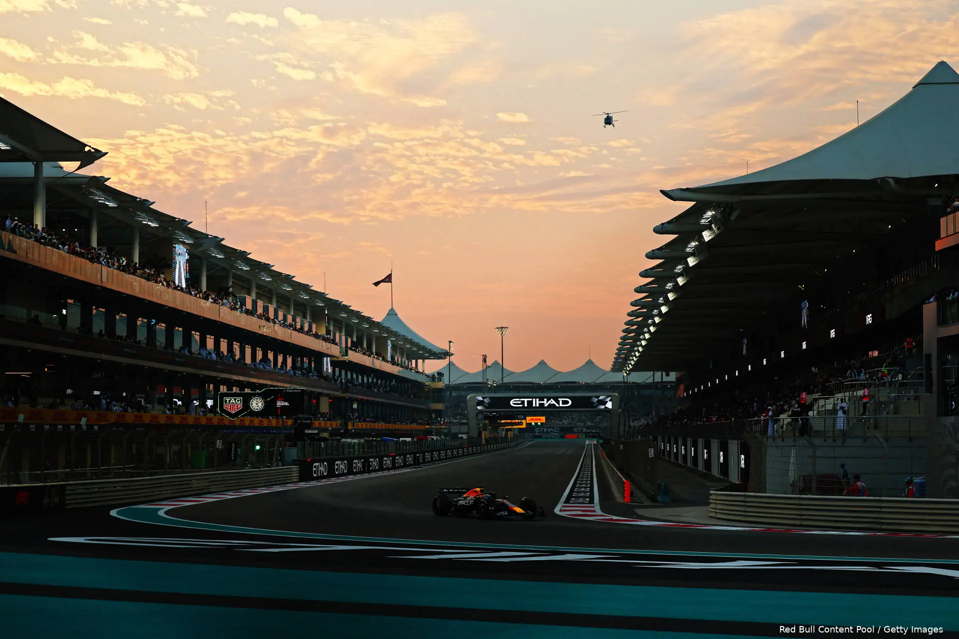 max-verstappen-red-bull-racing-abu-dhabi-vt2-5