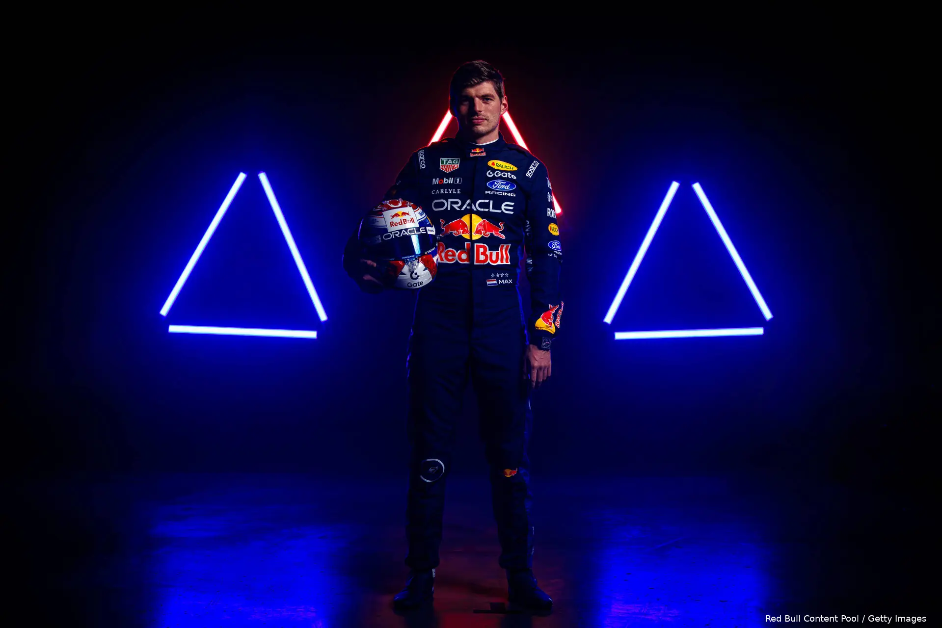 Verstappen-helm-2026-3