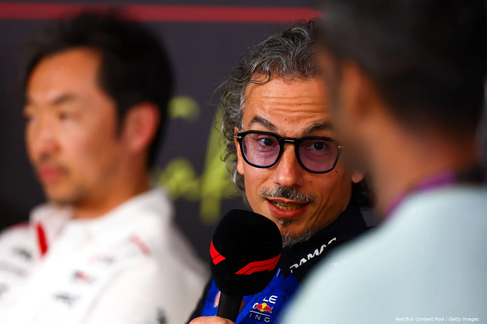 laurent-mekies-red-bull-racing-bahrein-wintertest-persconferentie-ayao-komatsu-lawrence-barretto-12