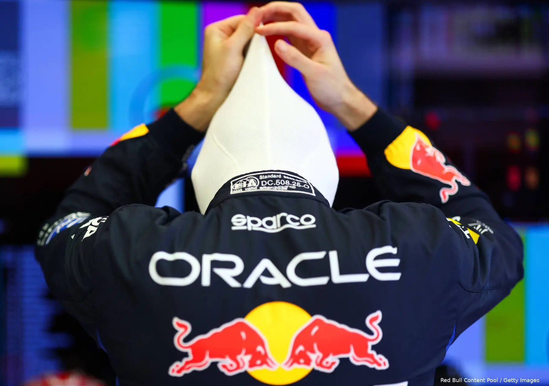 max-verstappen-red-bull-racing-wintertest-bahrein-3-3-1212