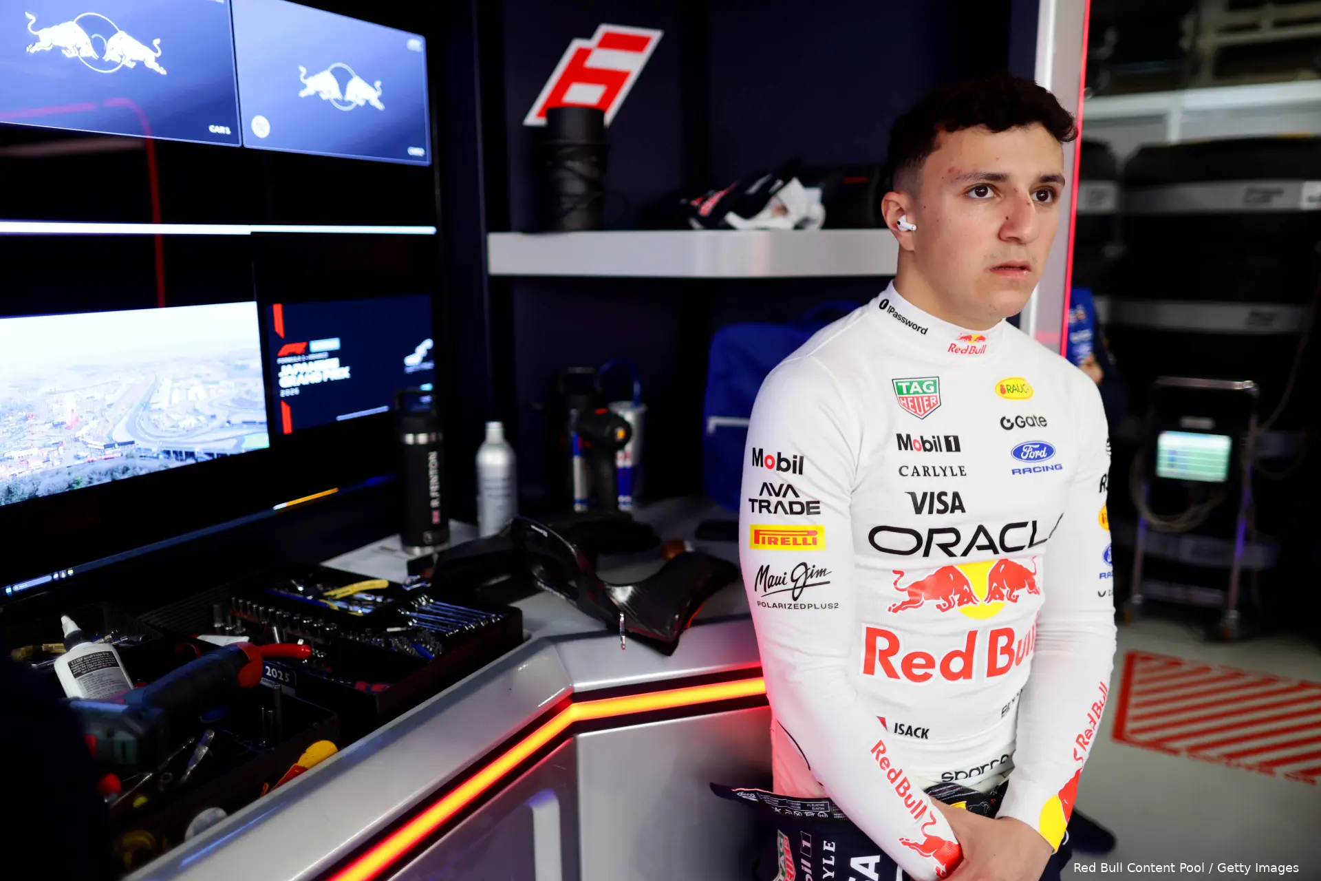 isack-hadjar-redbull-japan-zaterdag
