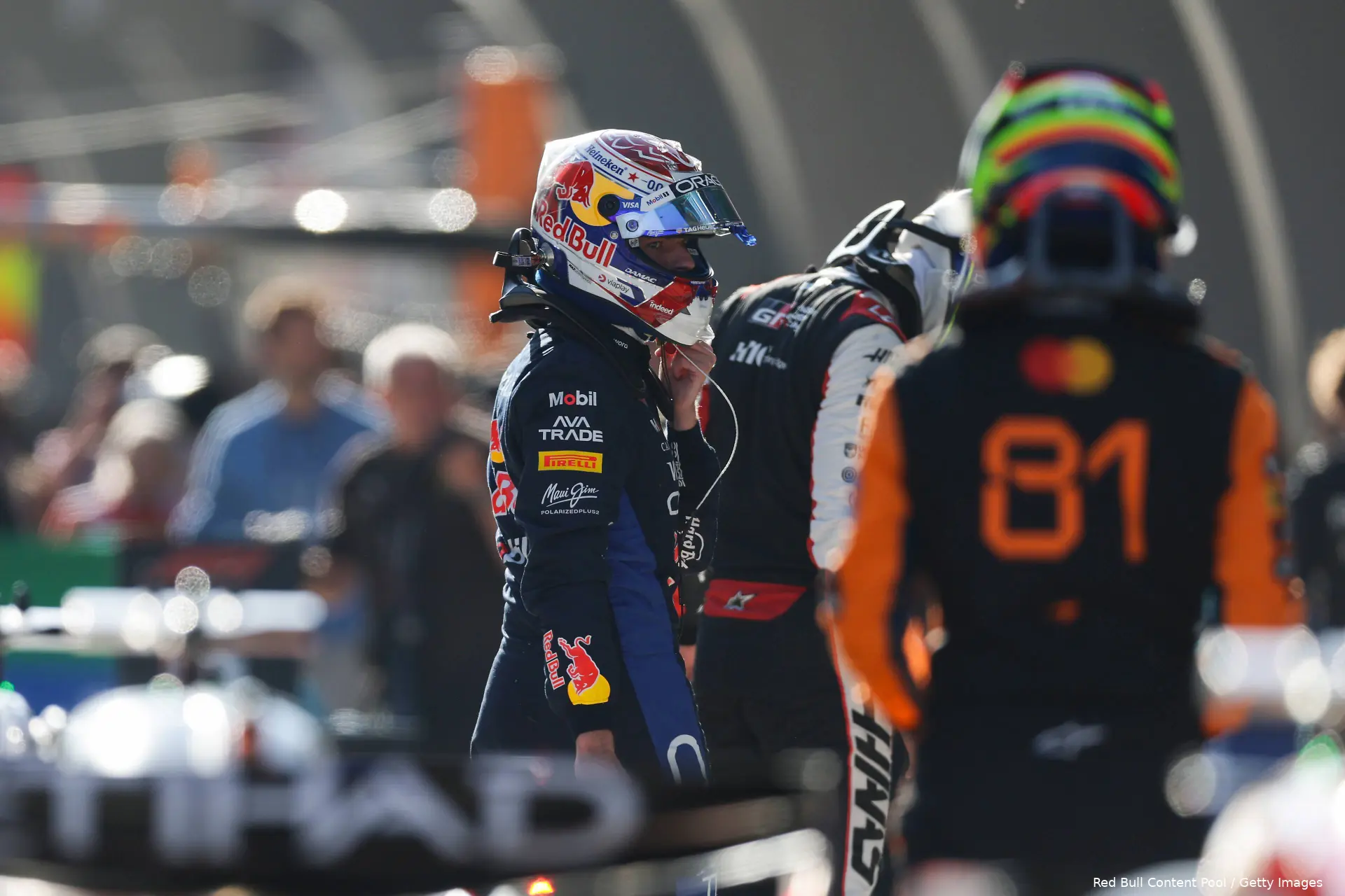 max-verstappen-red-bull-racing-china-12-3-oscar-piastri