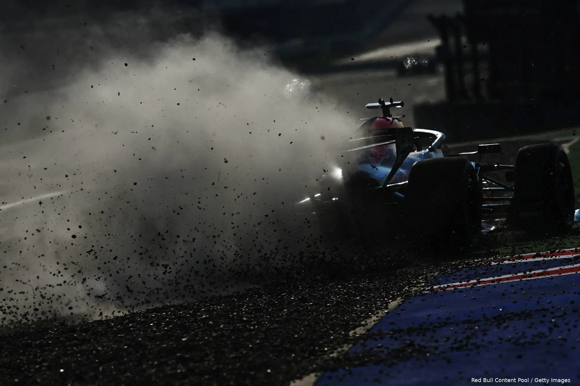 max-verstappen-red-bull-racing-china-vrijdag-3-1-grindbak