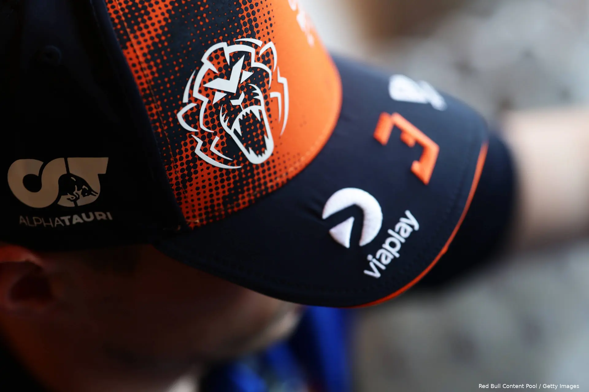 max-verstappen-oostenrijk-2026-donderdag-pet-12