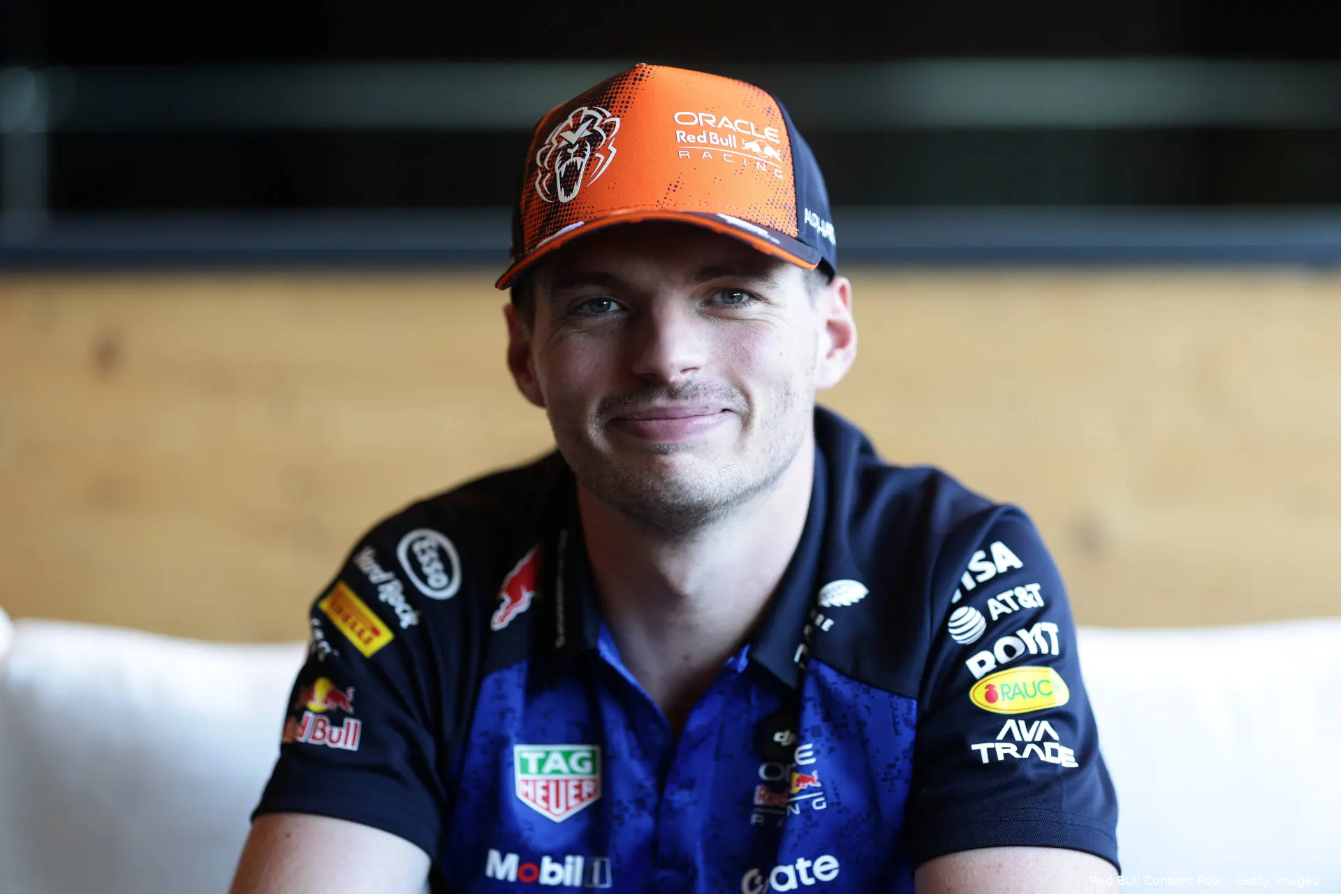 max-verstappen-oostenrijk-2026-donderdag-pet-12